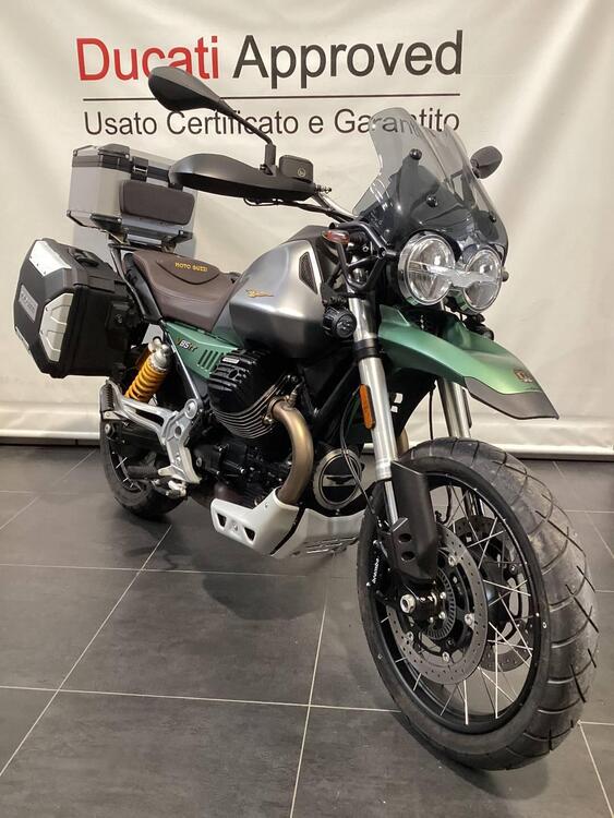 Moto Guzzi V85 TT Centenario (2021 - 22) (2)