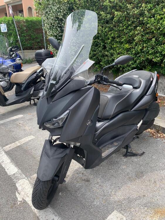 Yamaha X-Max 300 (2021 - 24) (3)