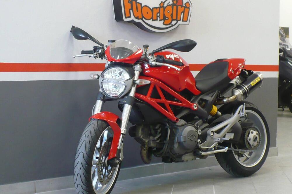 Ducati Monster 1100 (2009 -10) (2)