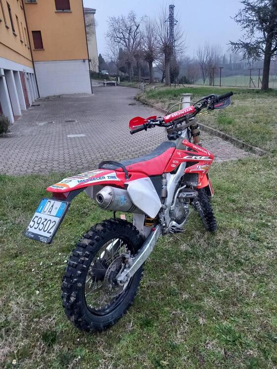 Honda CRF 250 R (2006) (3)