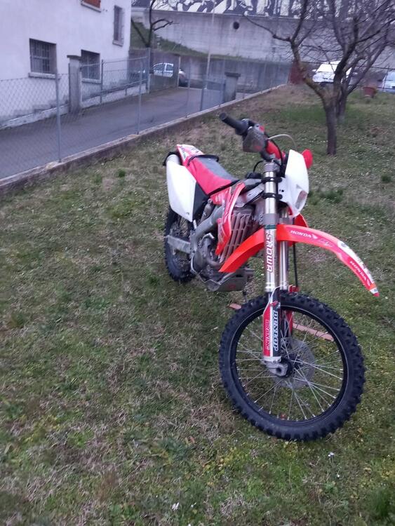 Honda CRF 250 R (2006) (4)