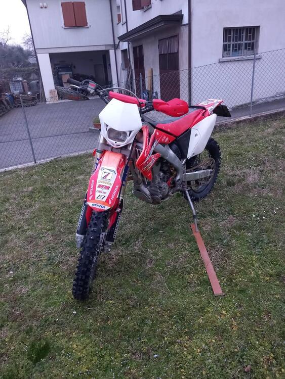 Honda CRF 250 R (2006) (5)