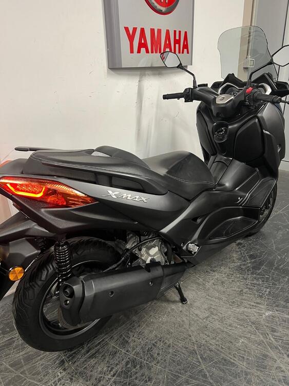 Yamaha X-Max 300 (2021 - 24) (4)