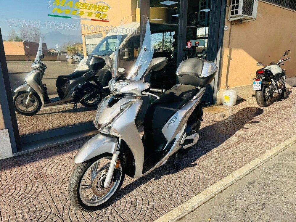 Honda SH 150 i (2017 - 19) (4)