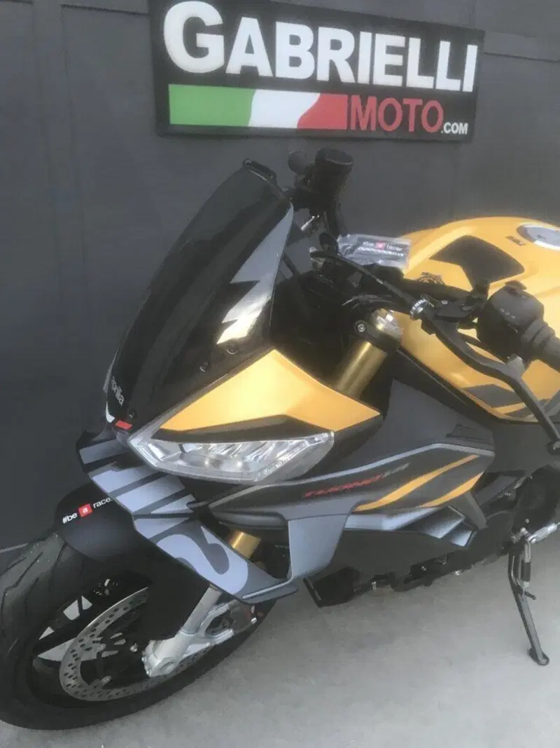 Aprilia Tuono V4 Factory SE-09 SBK (2024) (2)