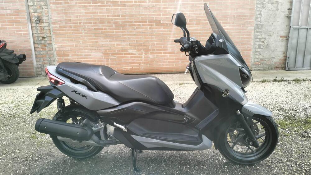 Yamaha X-Max 125 ABS (2017) (2)