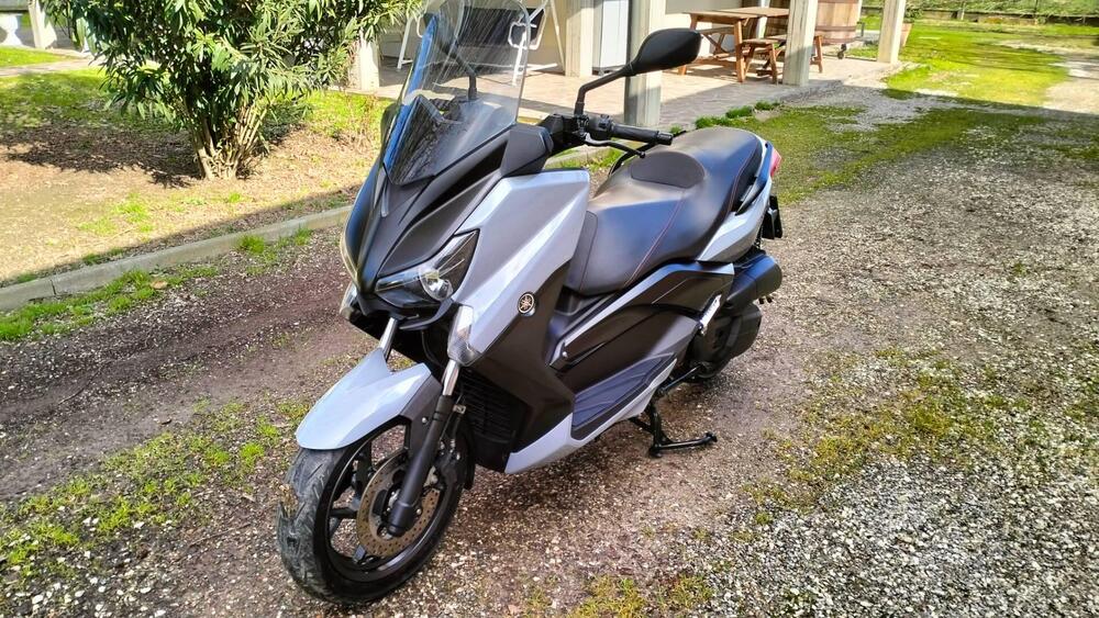 Yamaha X-Max 125 ABS (2017) (4)