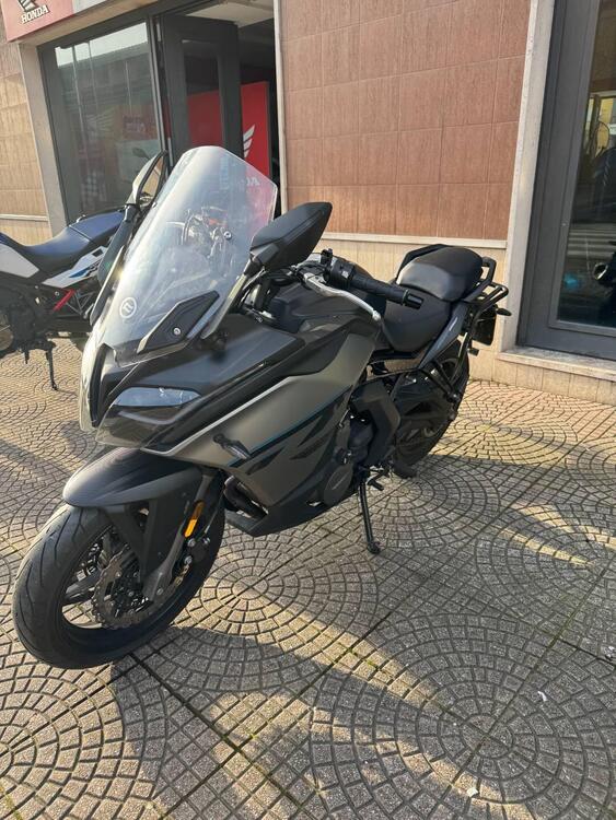 CFMOTO 650GT (2021 - 25) (3)