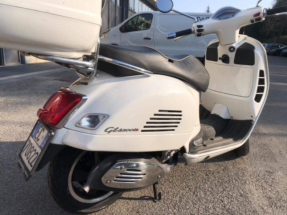 Vespa GTS 300 Super ABS (2014 - 16)