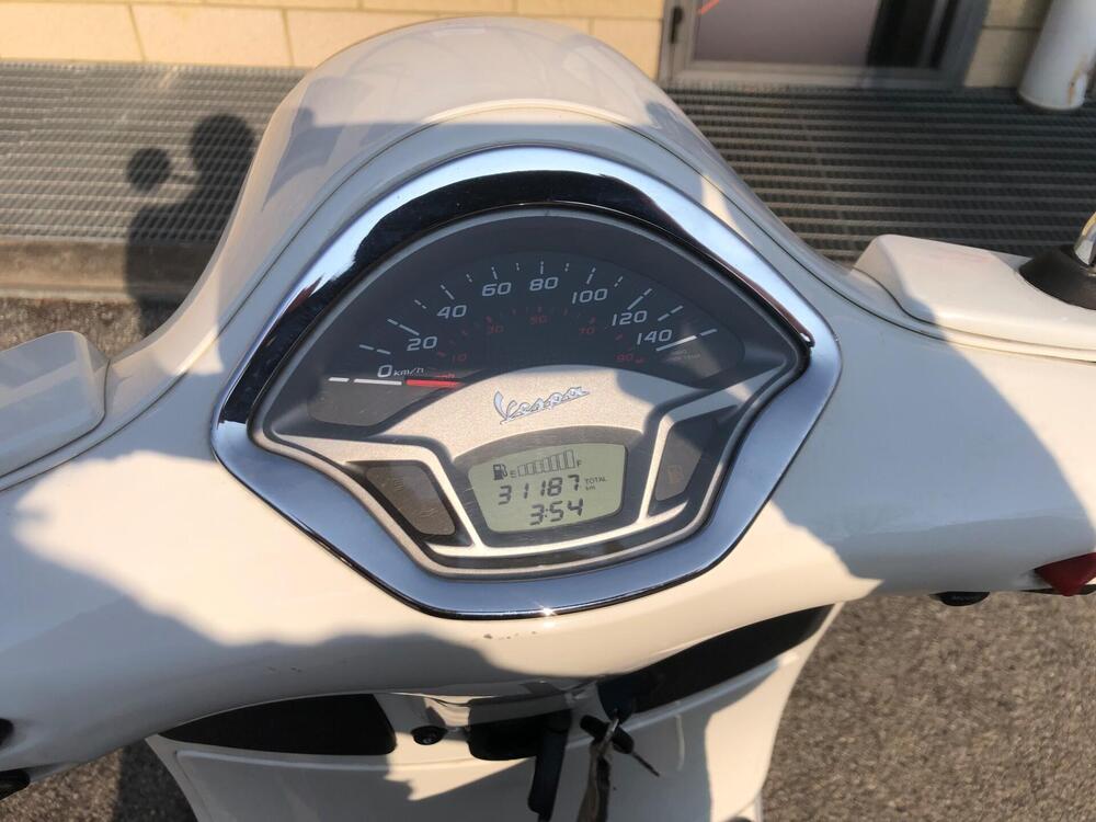 Vespa GTS 300 Super ABS (2014 - 16) (3)