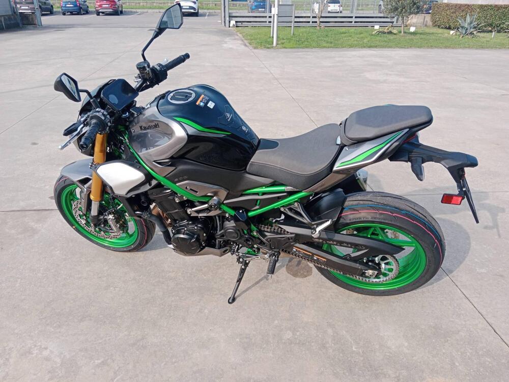 Kawasaki Z 900 SE (2025) (3)