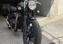 Triumph Street Twin 900 (2021 - 22) usata