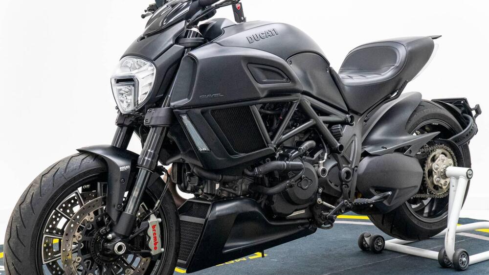 Ducati Diavel 1200 (2014 - 16) (3)