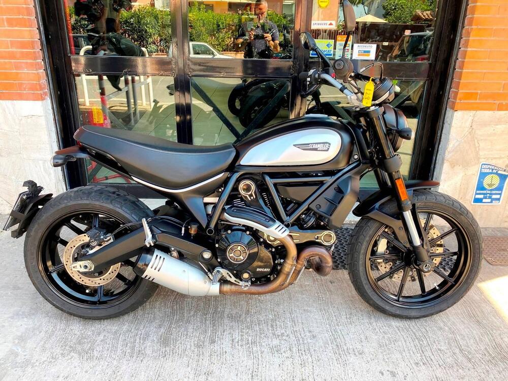 Ducati Scrambler 800 Icon Dark (2020)