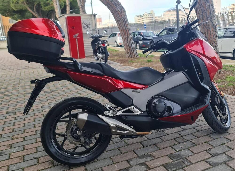 Honda Integra 750 DCT (2016 - 17) (3)