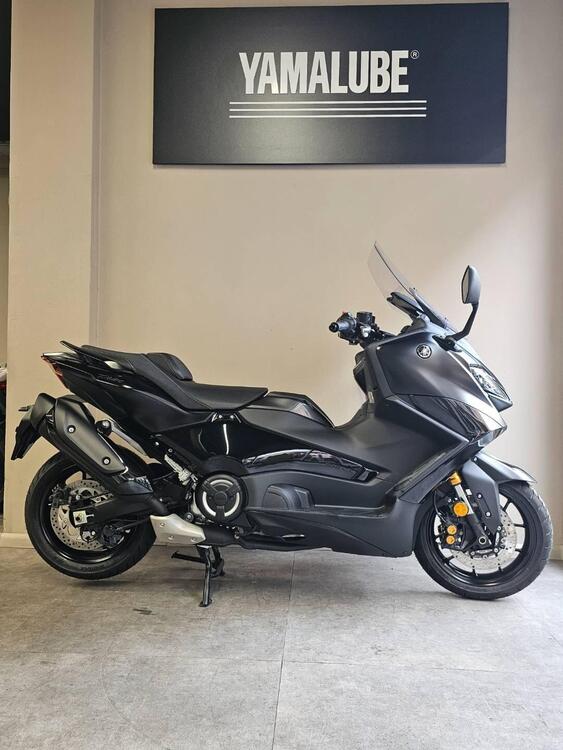 Yamaha T-Max 560 Tech Max (2025)