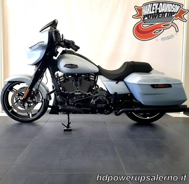 Harley-Davidson Street Glide (2024 - 25)