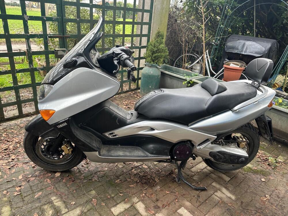 Yamaha T-Max 500 (2001 - 03) (2)