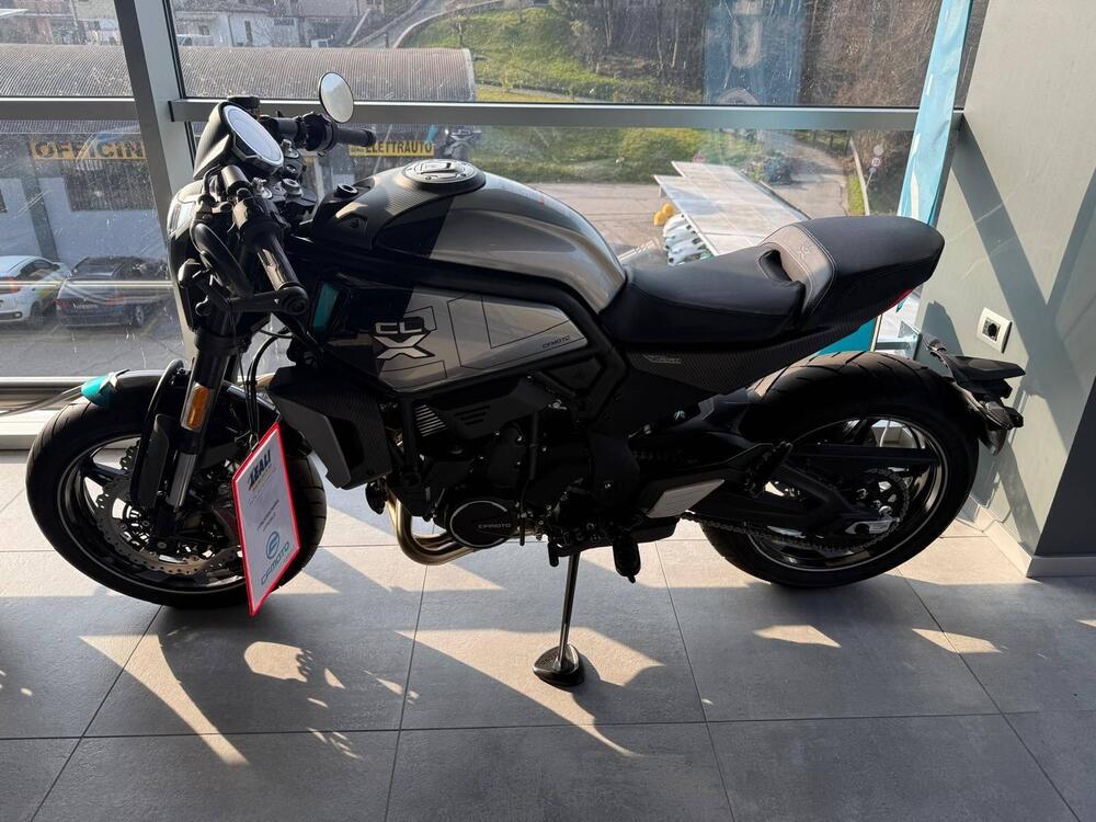 CFMOTO 700CL-X Sport (2022 - 25) (2)