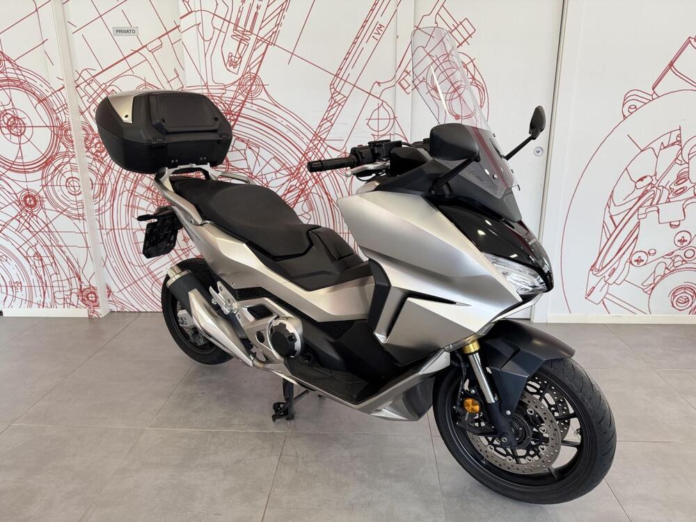 Honda Forza 750 DCT Urban (2021 - 24) (2)