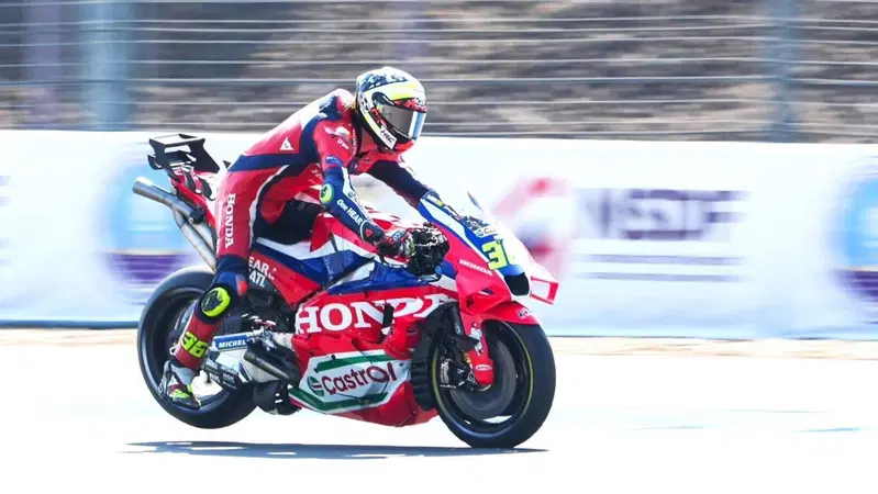 MotoGP 2025. GP di Thailandia. Joan Mir, sorriso Honda, &egrave; 6&deg;: "Finalmente la moto &egrave; guidabile, riesco a frenare super forte"