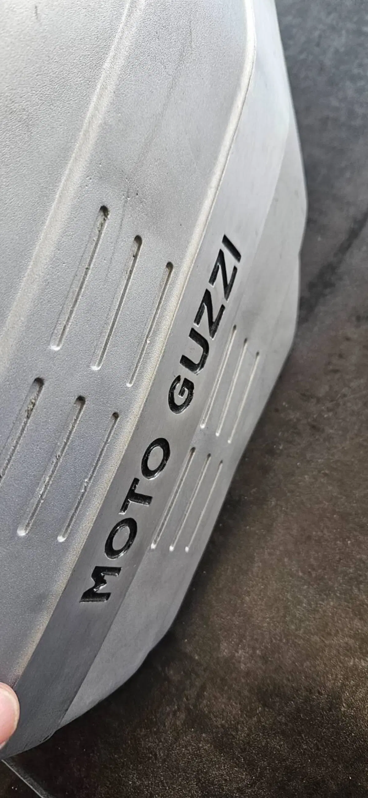 CARTER VOLANO MOTO GUZZI NUOVO FALCONE 10.00.02.01 (3)