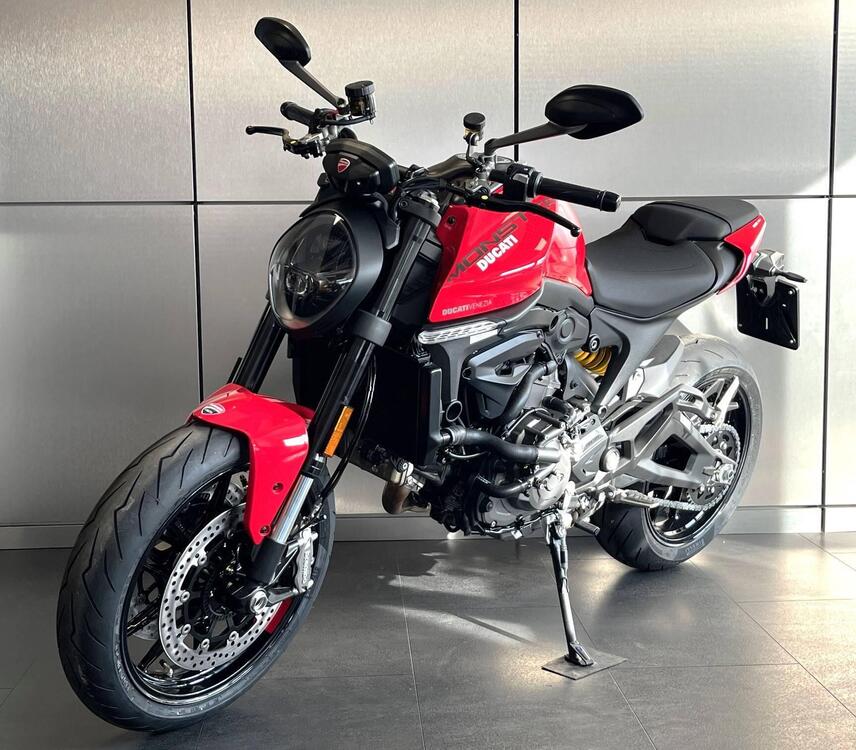 Ducati Monster 937 (2021 - 25) (3)