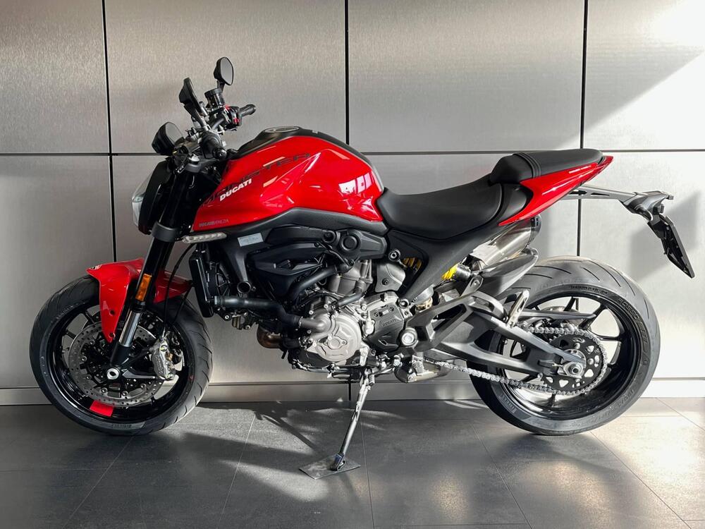 Ducati Monster 937 (2021 - 25) (4)