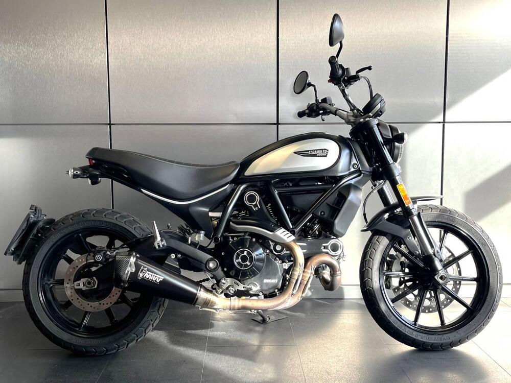 Ducati Scrambler 800 Icon Dark (2020)