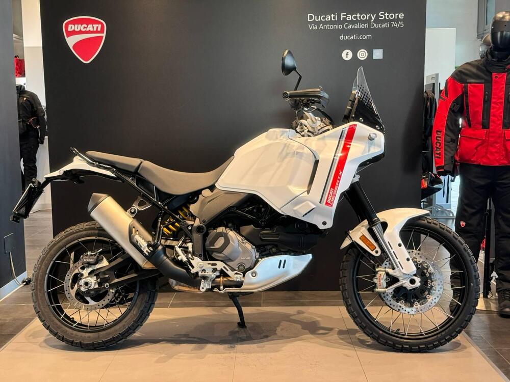 Ducati DesertX (2022 - 25) (2)