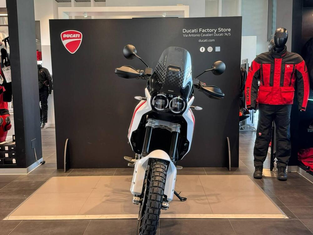 Ducati DesertX (2022 - 25) (3)