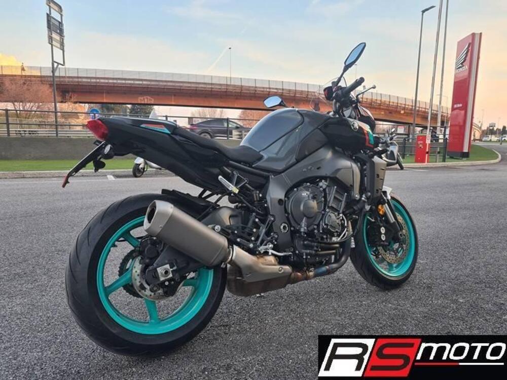 Yamaha MT-10 (2022 - 25) (4)