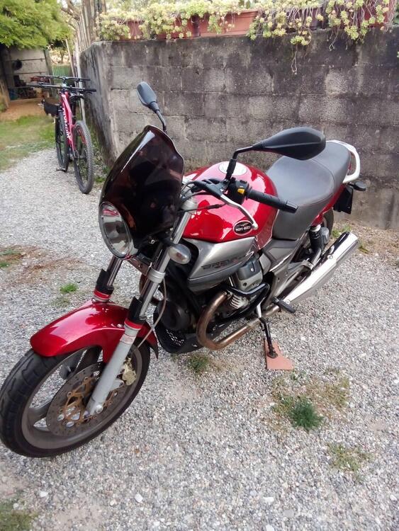 Vendo Moto Guzzi Breva V 750 i.e. usata a Caravate (codice 9654001 ...