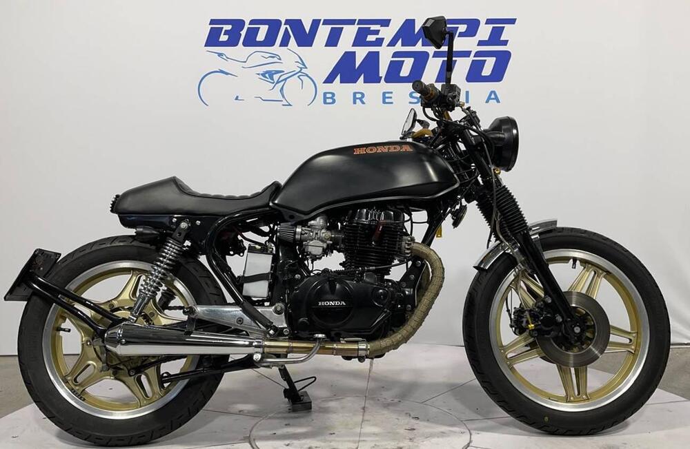 Honda CB 400 CAFE RACE 