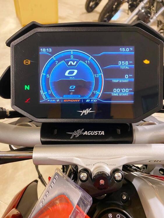 MV Agusta Brutale 800 RR (2021 - 25) (5)