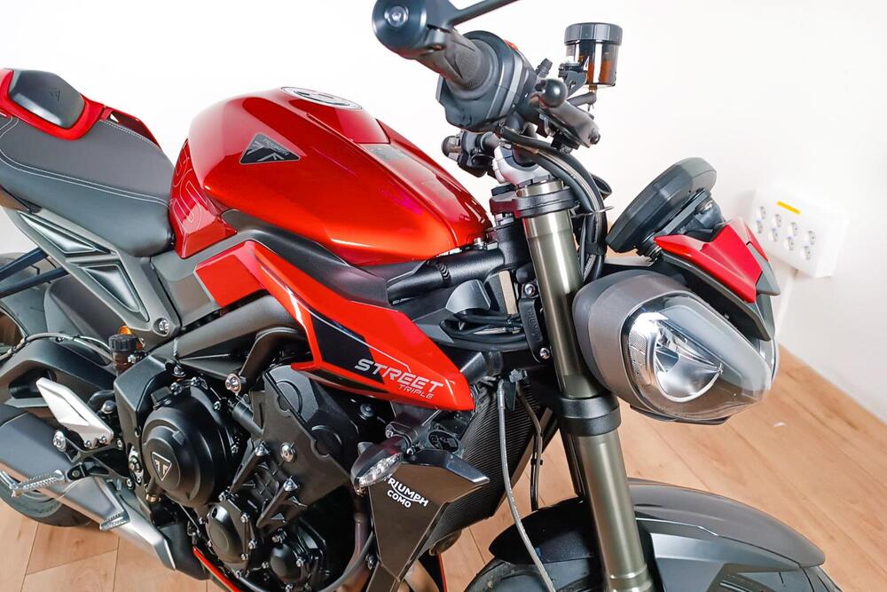 Triumph Street Triple 765 RS (2023 - 25) (5)