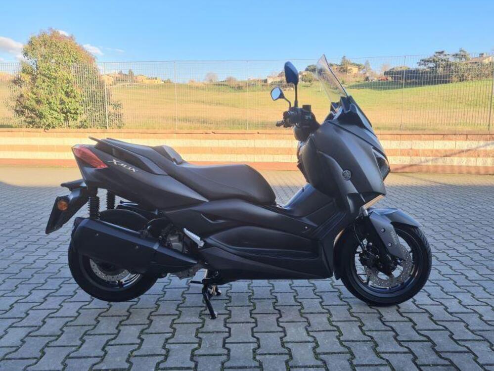 Yamaha X-Max 300 (2021 - 24) (3)