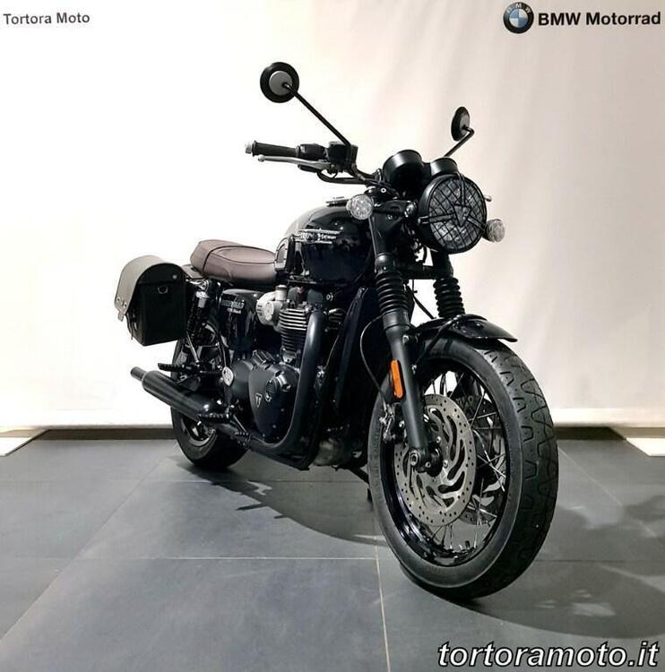 Triumph Bonneville T120 (2021 - 25) (4)