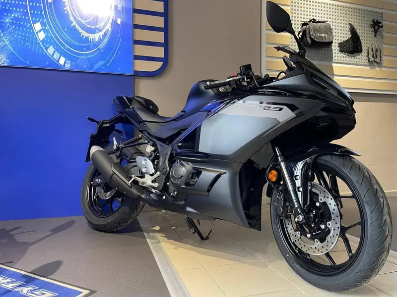 Yamaha YZF R3 (2025 - 26) (2)