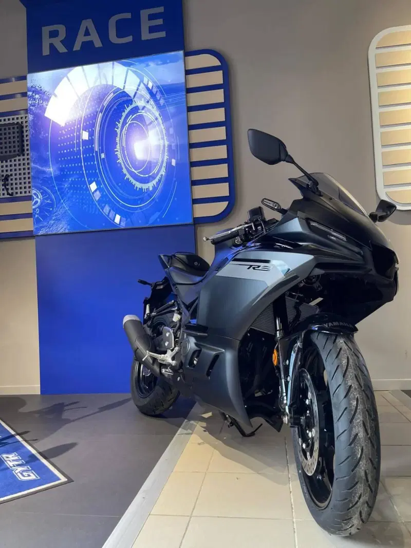 Yamaha YZF R3 (2025 - 26) (3)