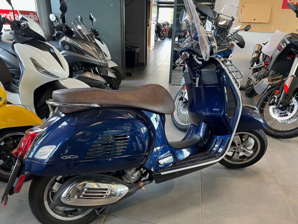 Vespa GTS 300 Hpe (2021 - 22) (3)