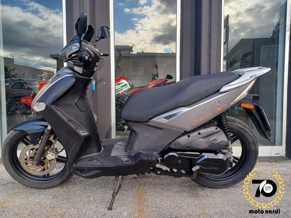 Kymco Agility 200i R16 (2008 - 16) (3)