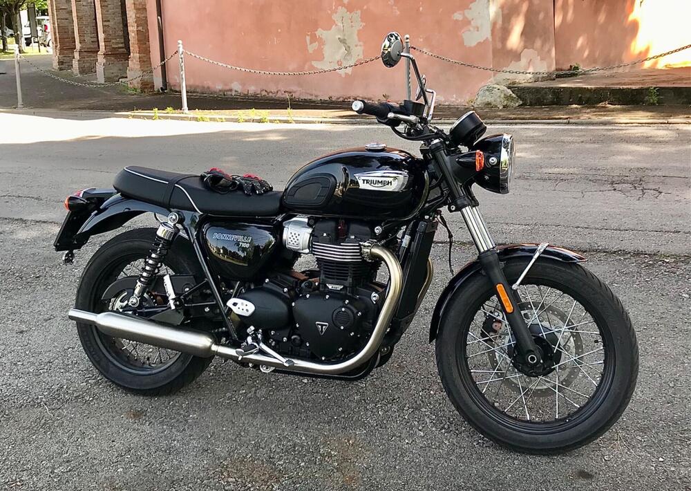 Triumph Bonneville T100 (2021 - 25) (2)