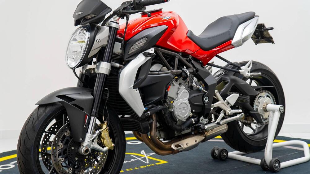 MV Agusta Brutale 675 EAS (2011 - 14) (3)