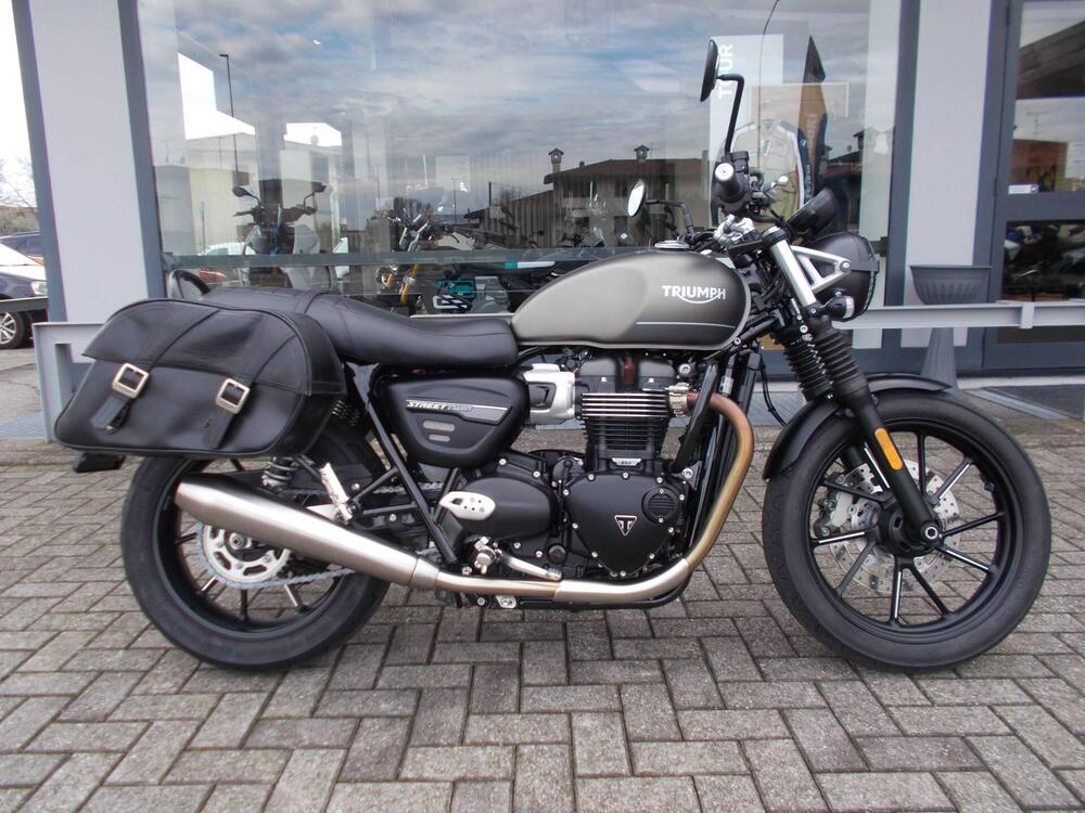 Triumph Street Twin 900 (2021 - 22)