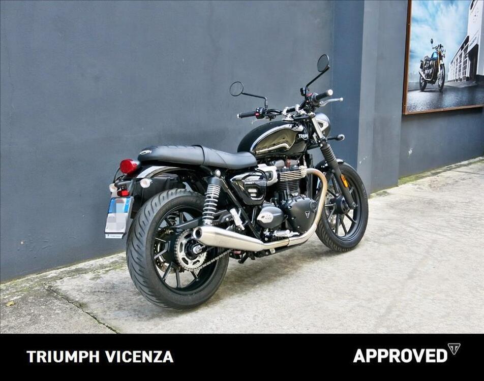 Triumph Street Twin 900 (2021 - 22) (4)