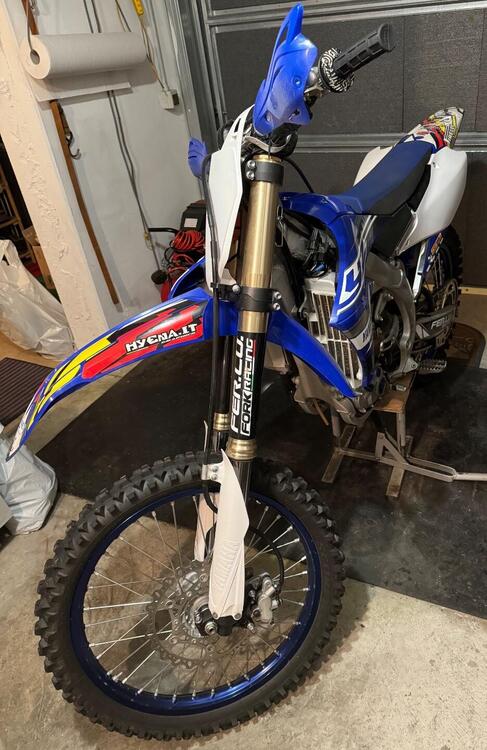 Yamaha YZ 450 F (2019) (2)