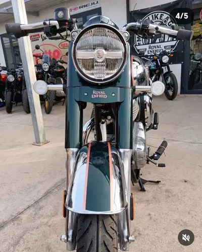 Royal Enfield Classic 350 (2021 - 26) nuova
