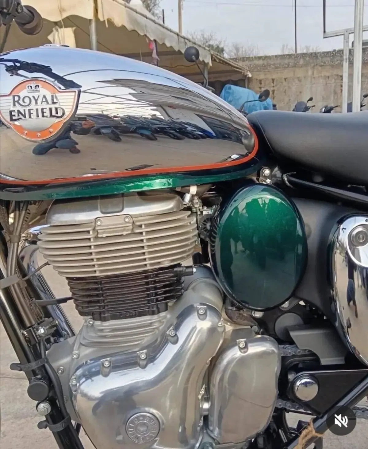 Royal Enfield Classic 350 (2021 - 26) (4)