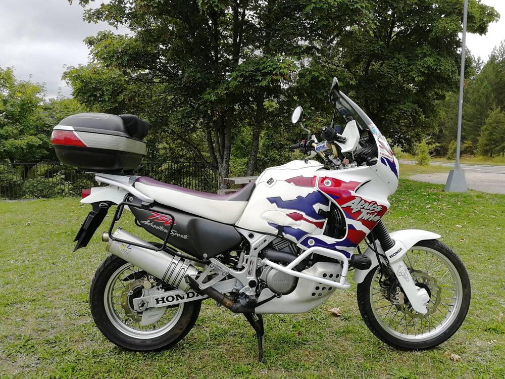 Honda Africa Twin XRV 750 (1996 - 02) (3)